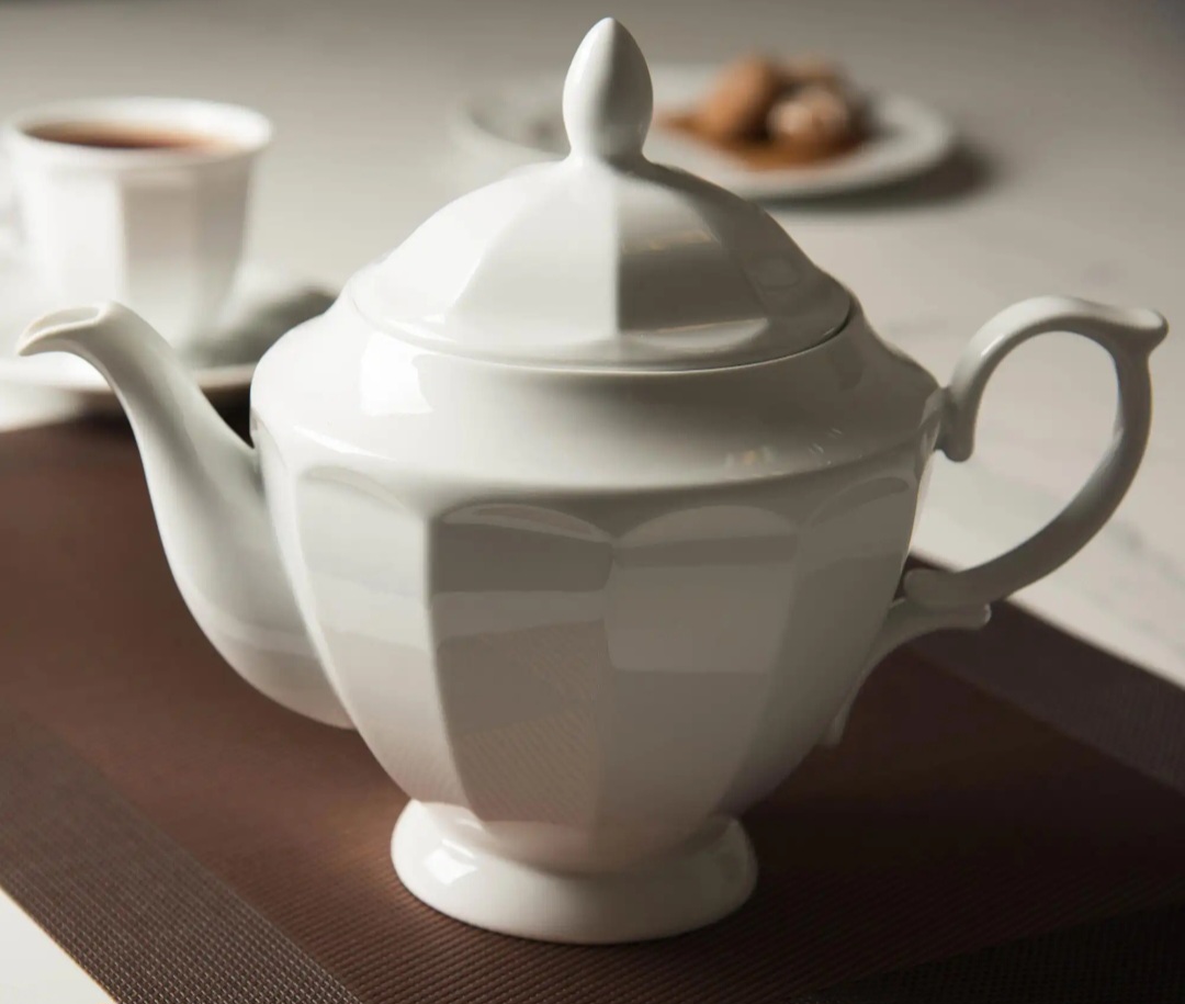 قوری چینی سفید مقصود